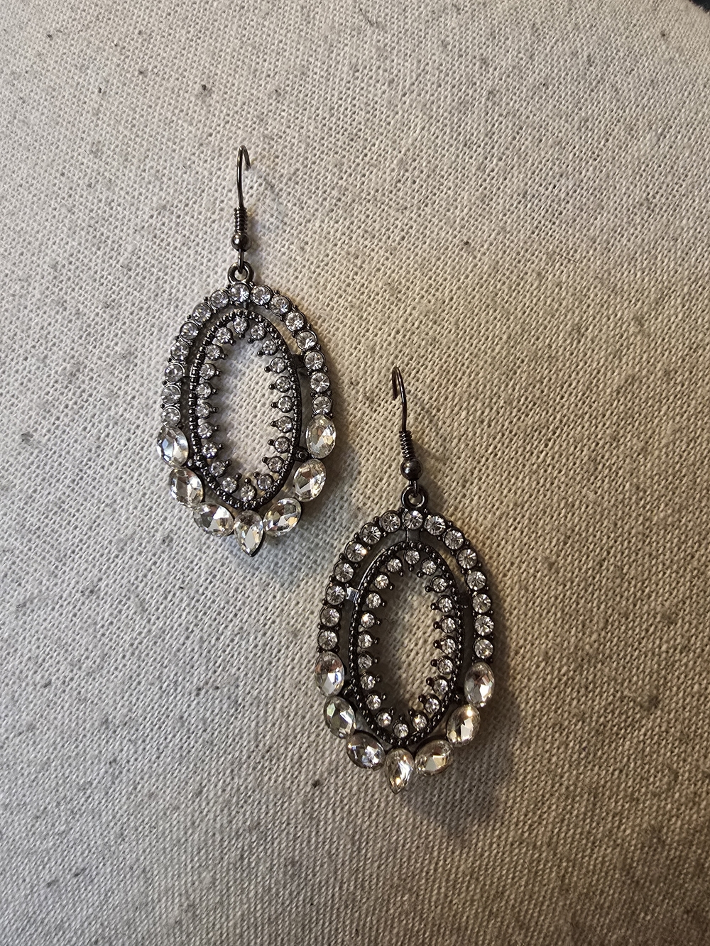 Crystal Drop Oval Earrings - Clear Rhinestones